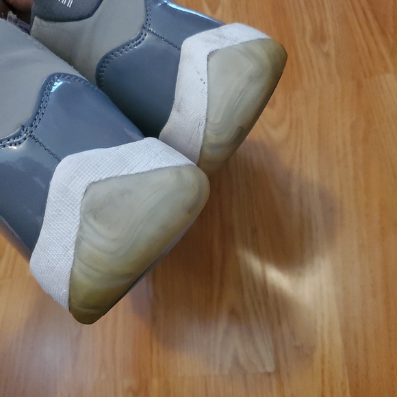 NIKE CT8012-005 Air Jordan 11 Retro High Cool Grey 2021  Size 10 - Picture 5 of 13